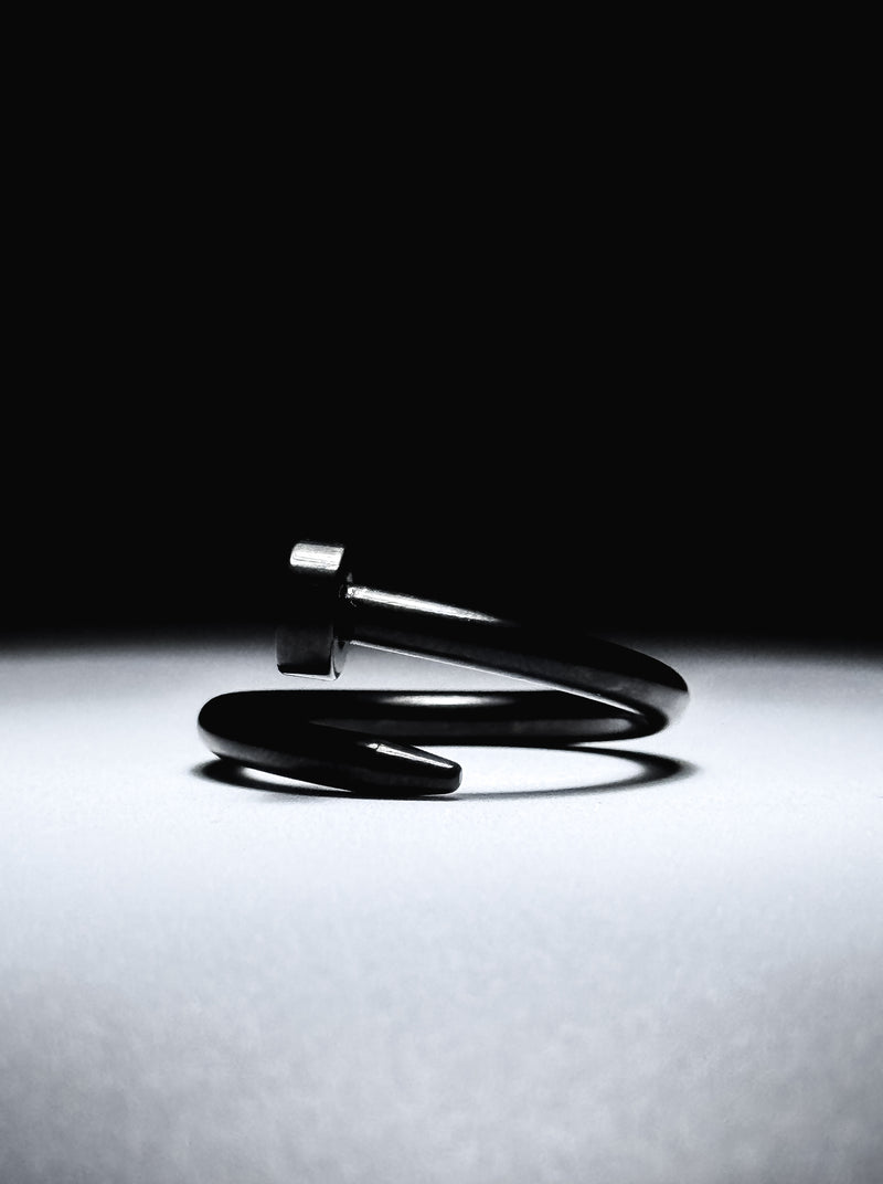 Nail Ring