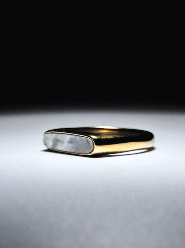 Gold Marble signet ring